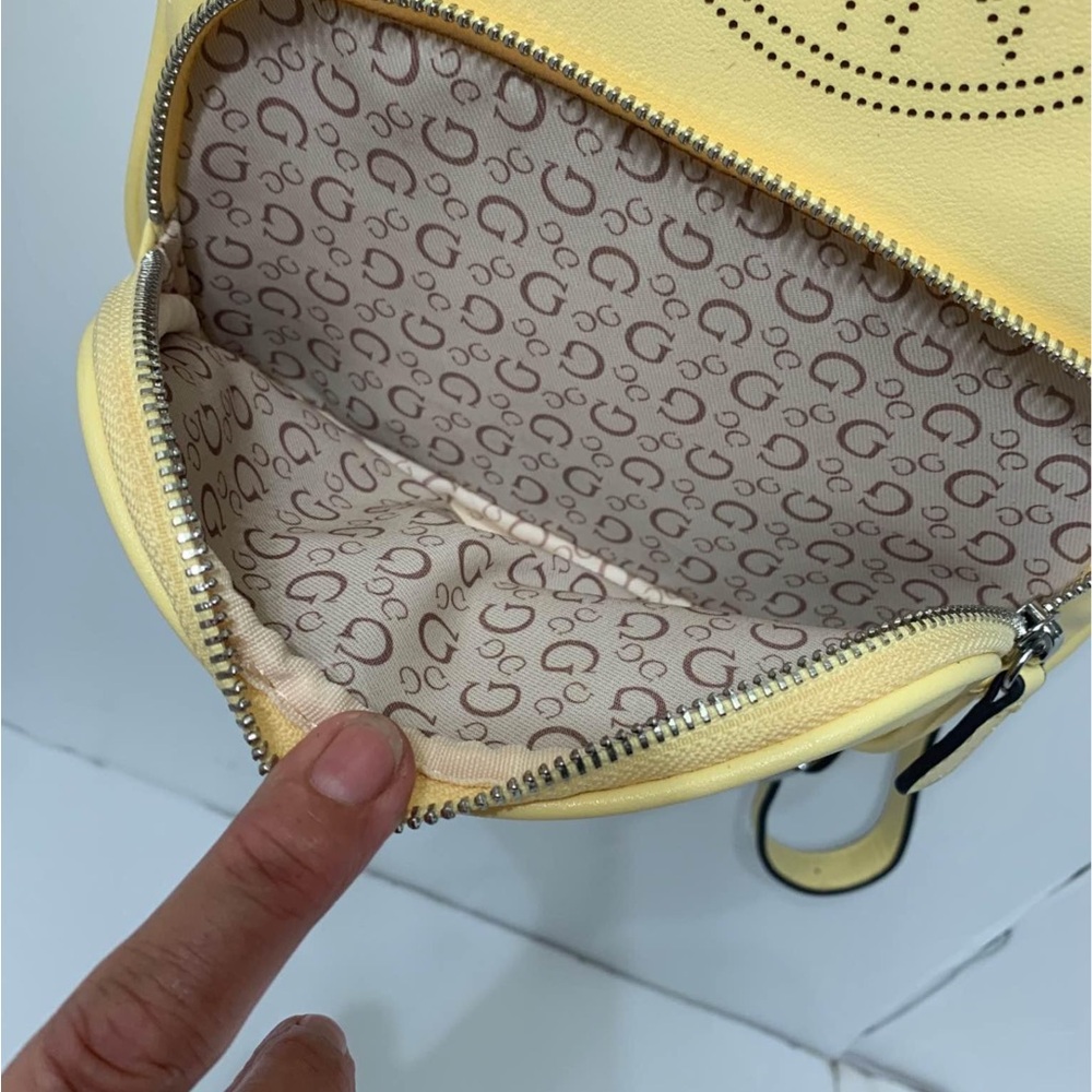 Guess Mini Backpack - image 4